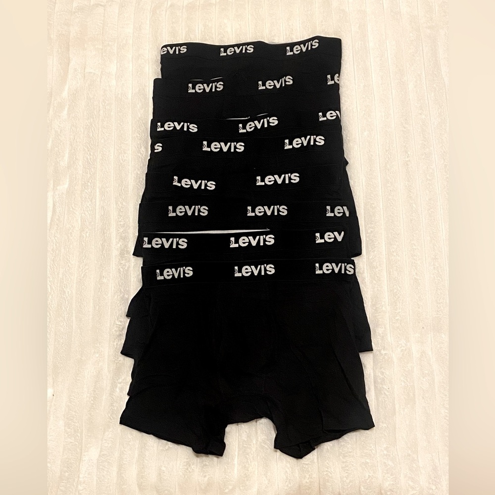 Levi’s Men Boxer 8 Briefs Size M, Black, New! Without Original packaging